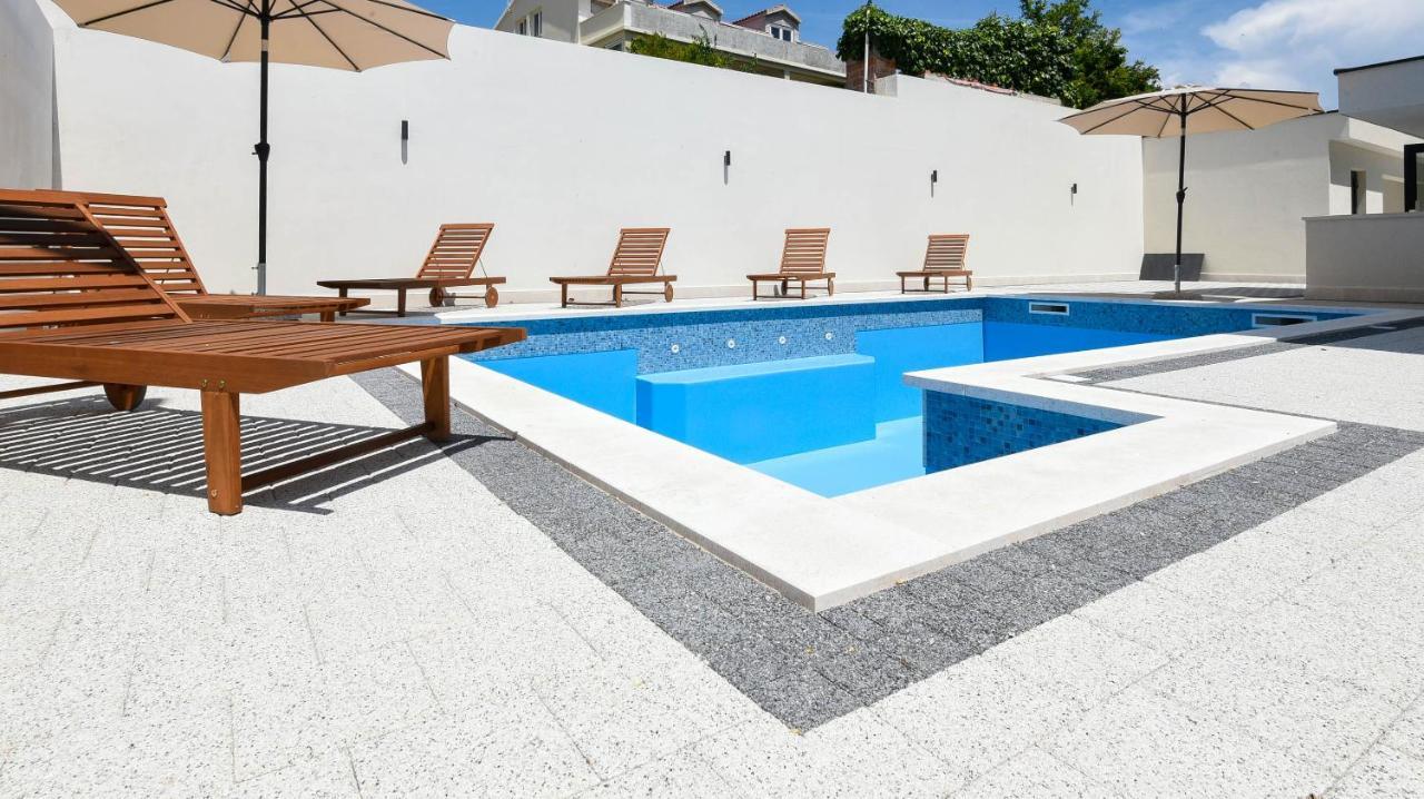 Sunny Day Luxury Holiday Apartments 奥瑞比克 外观 照片